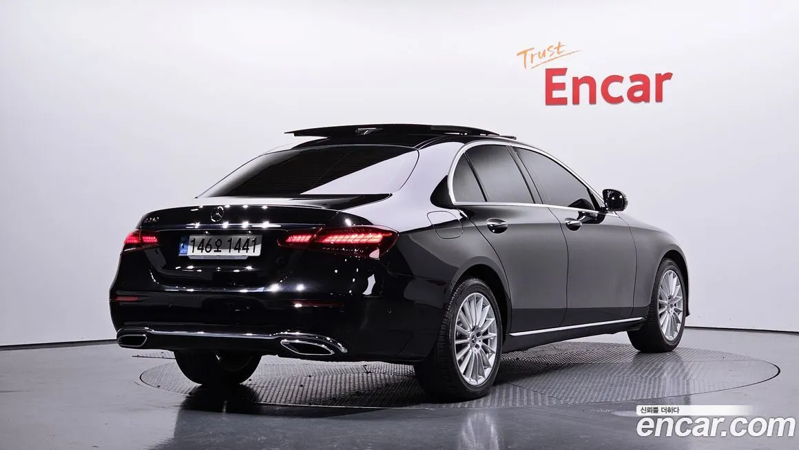 Mercedes-Benz E-Class 2022 из KR, фото 2