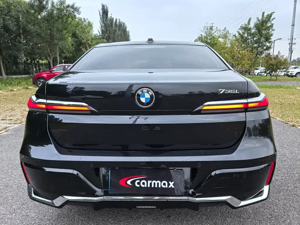 BMW 7 Series 2023 из CN, фото 5