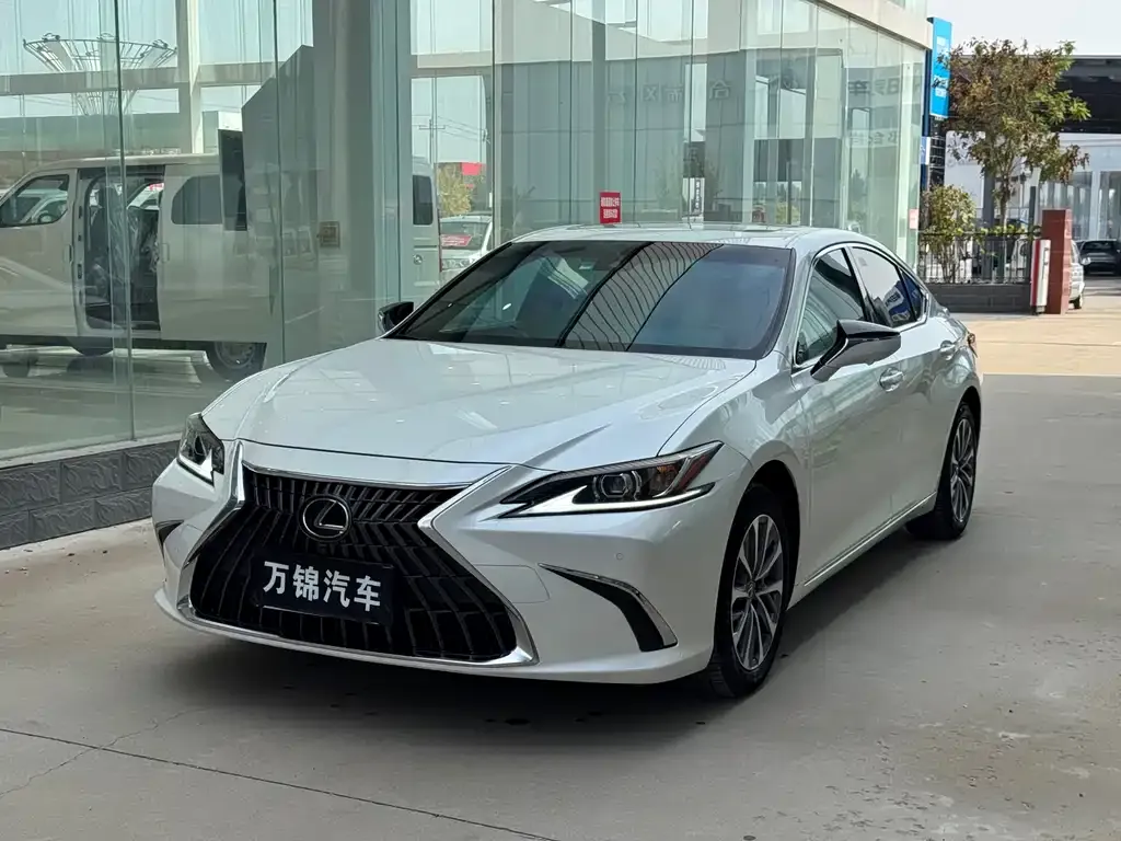 Lexus ES 2024 из CN, фото 2