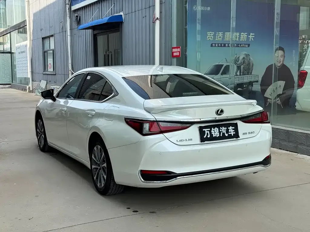 Lexus ES 2024 из CN, фото 6