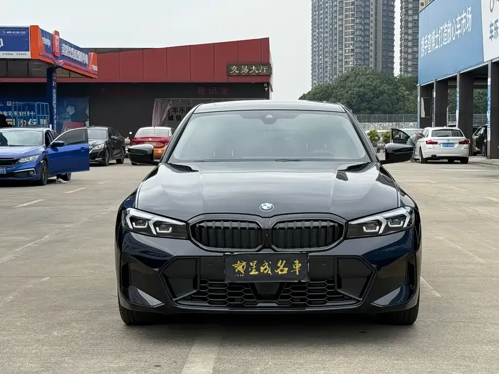 BMW 3 Series 2025 из CN, фото 2