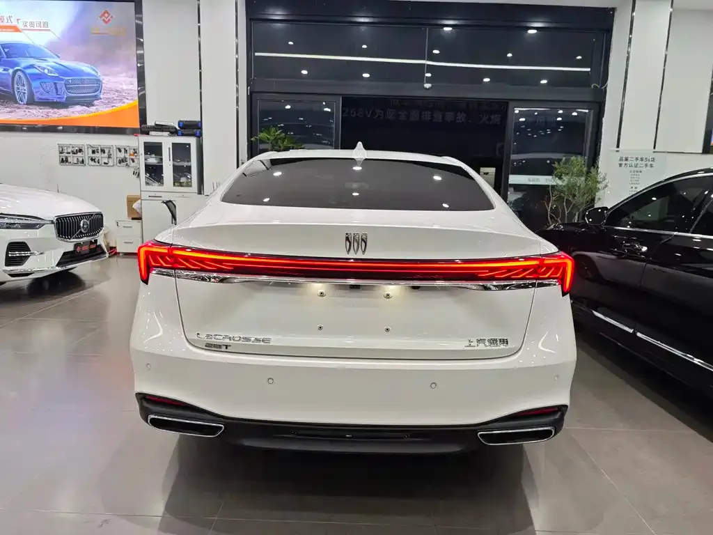 Buick LaCrosse 2024 из CN, фото 4