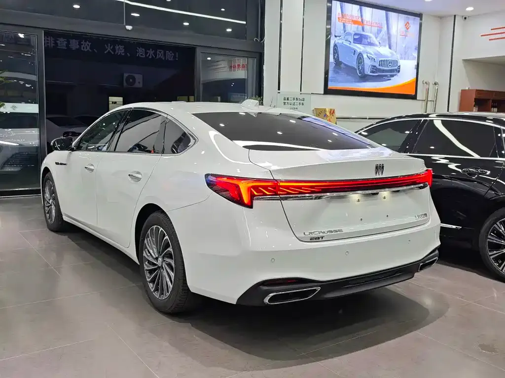 Buick LaCrosse 2024 из CN, фото 7
