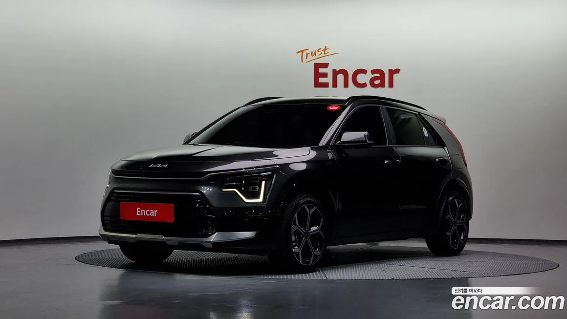 Kia Niro — фото 1