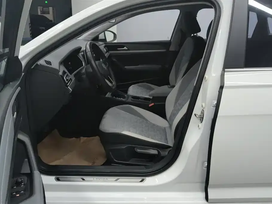 Volkswagen Lavida 2023 из CN, фото 9