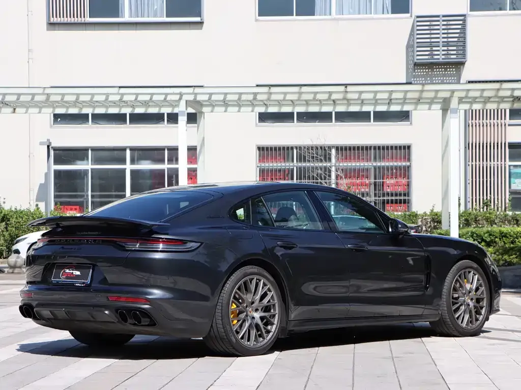 Porsche Panamera — фото 6