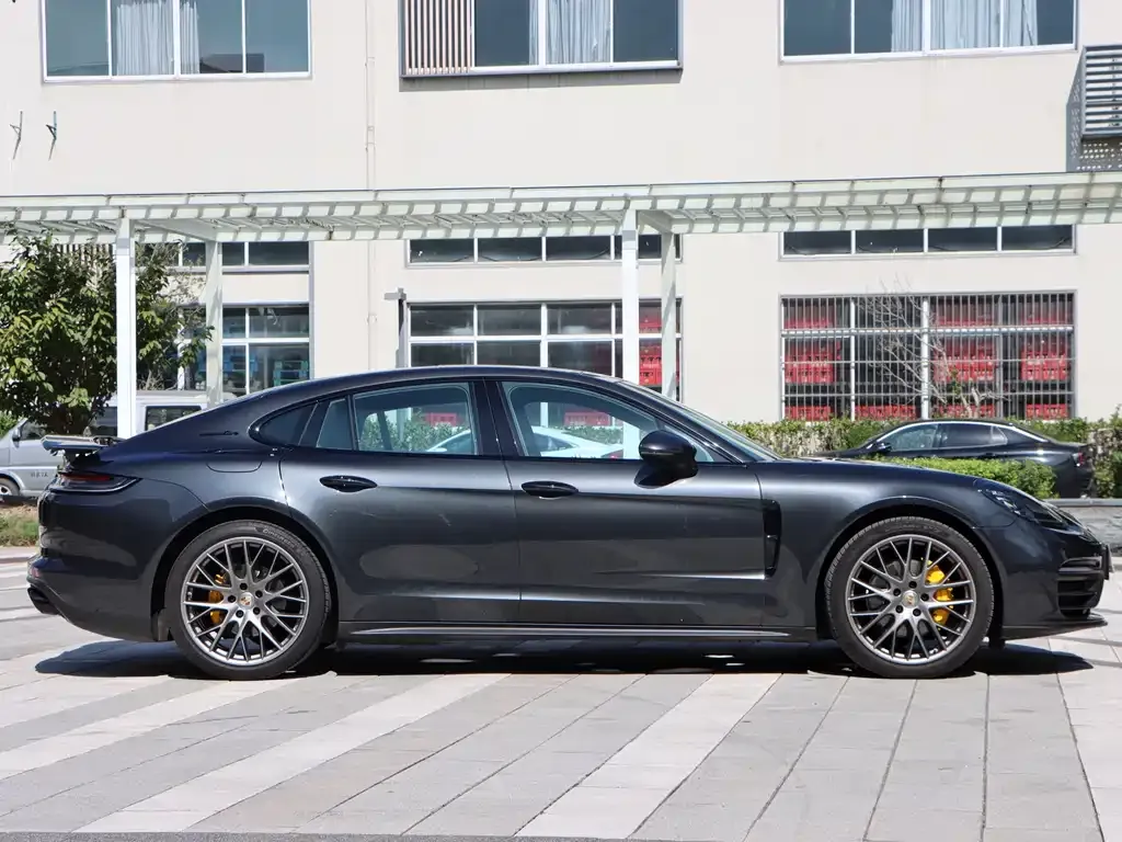 Porsche Panamera — фото 7