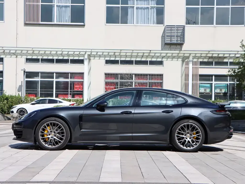 Porsche Panamera — фото 8