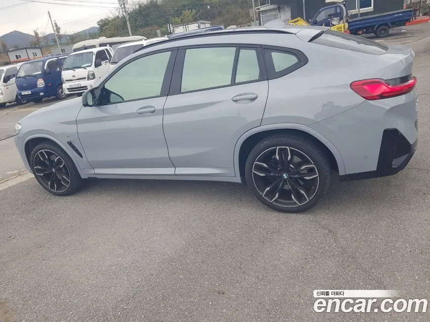 BMW X4 2024 из KR, фото 2
