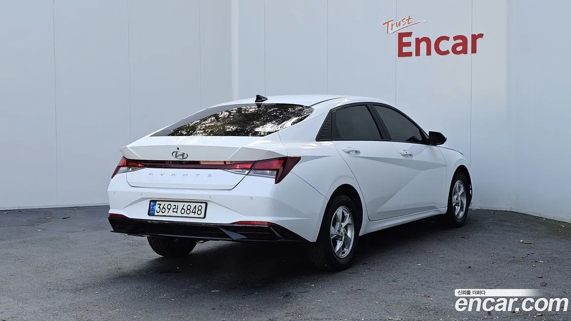 Hyundai AVANTE — фото 2
