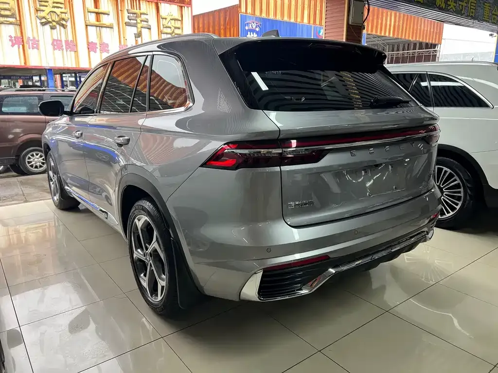 Geely Xingyue L — фото 8