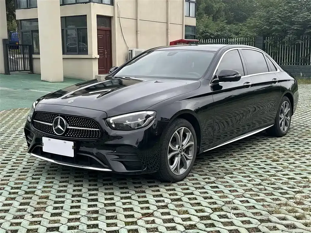 Mercedes-Benz E-Class 2022 из CN, фото 2
