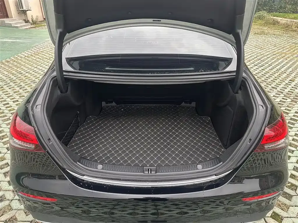 Mercedes-Benz E-Class 2022 из CN, фото 9