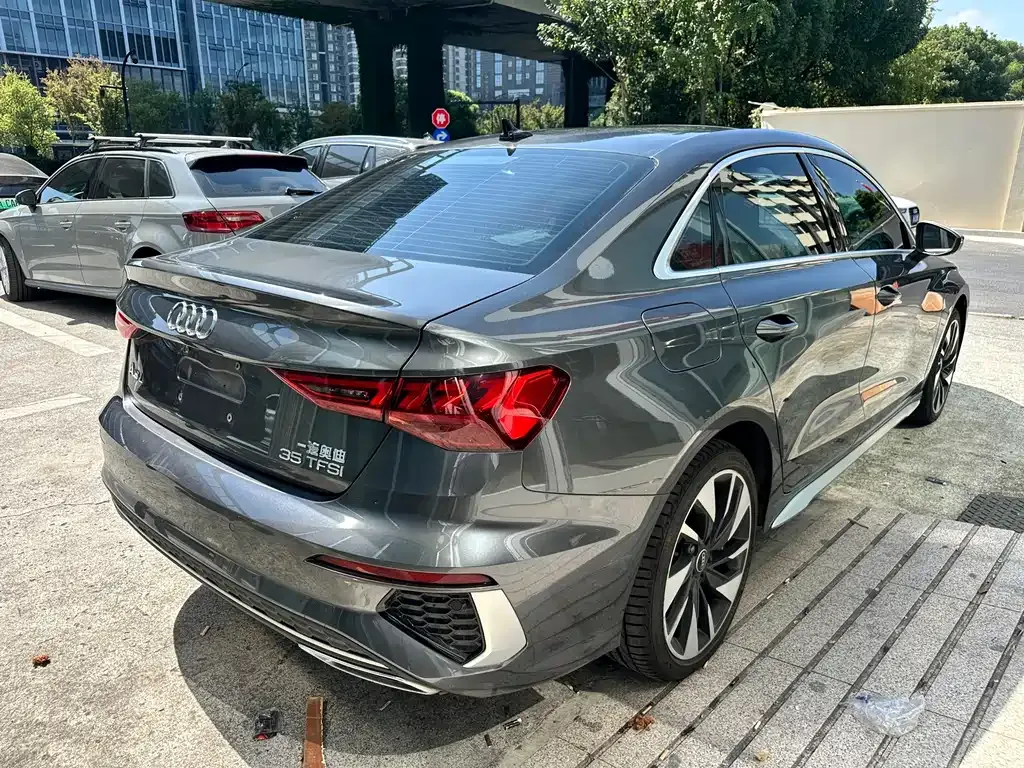 Audi A3 2023 из CN, фото 8