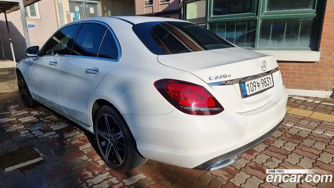 Mercedes-Benz C-Class 2021 из KR, фото 10