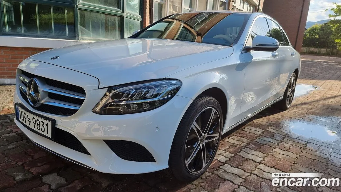 Mercedes-Benz C-Class 2021 из KR, фото 2