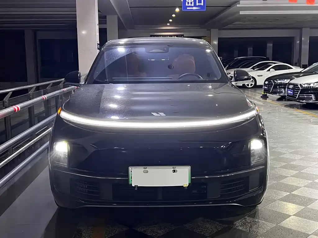 Li Auto L8 2024 из CN, фото 1