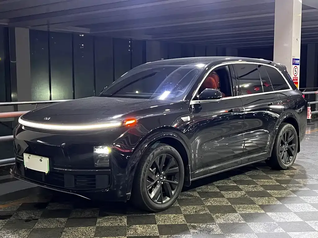 Li Auto L8 2024 из CN, фото 2