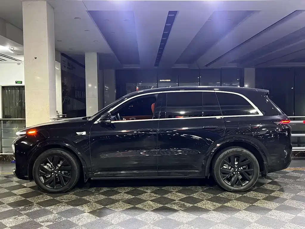 Li Auto L8 2024 из CN, фото 3