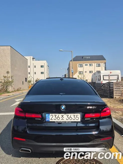 BMW 5-Series 2023 из KR, фото 4