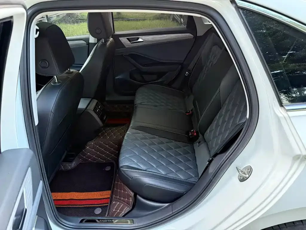 Volkswagen Sagitar 2023 из CN, фото 6