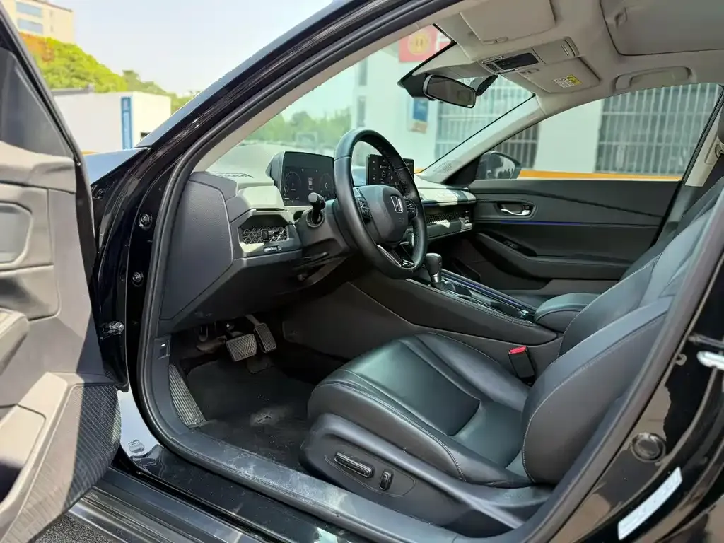 Honda Accord — фото 2