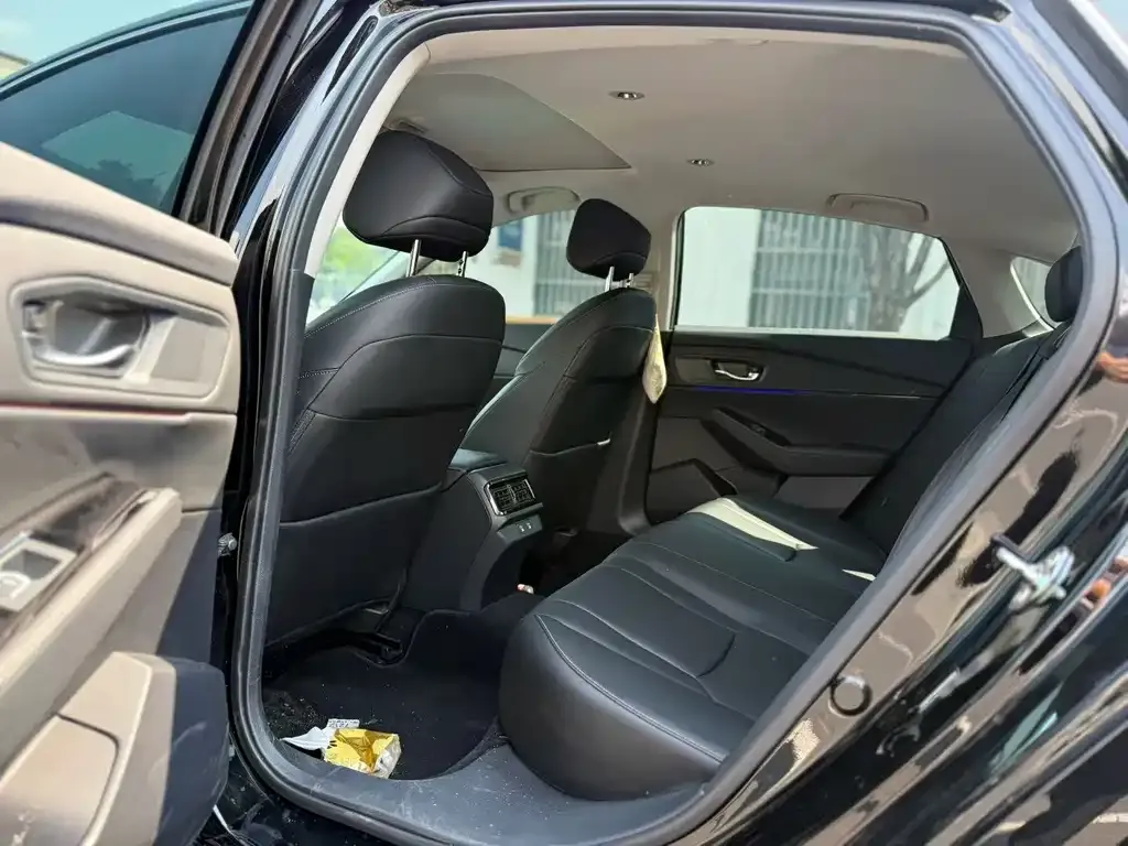 Honda Accord — фото 3