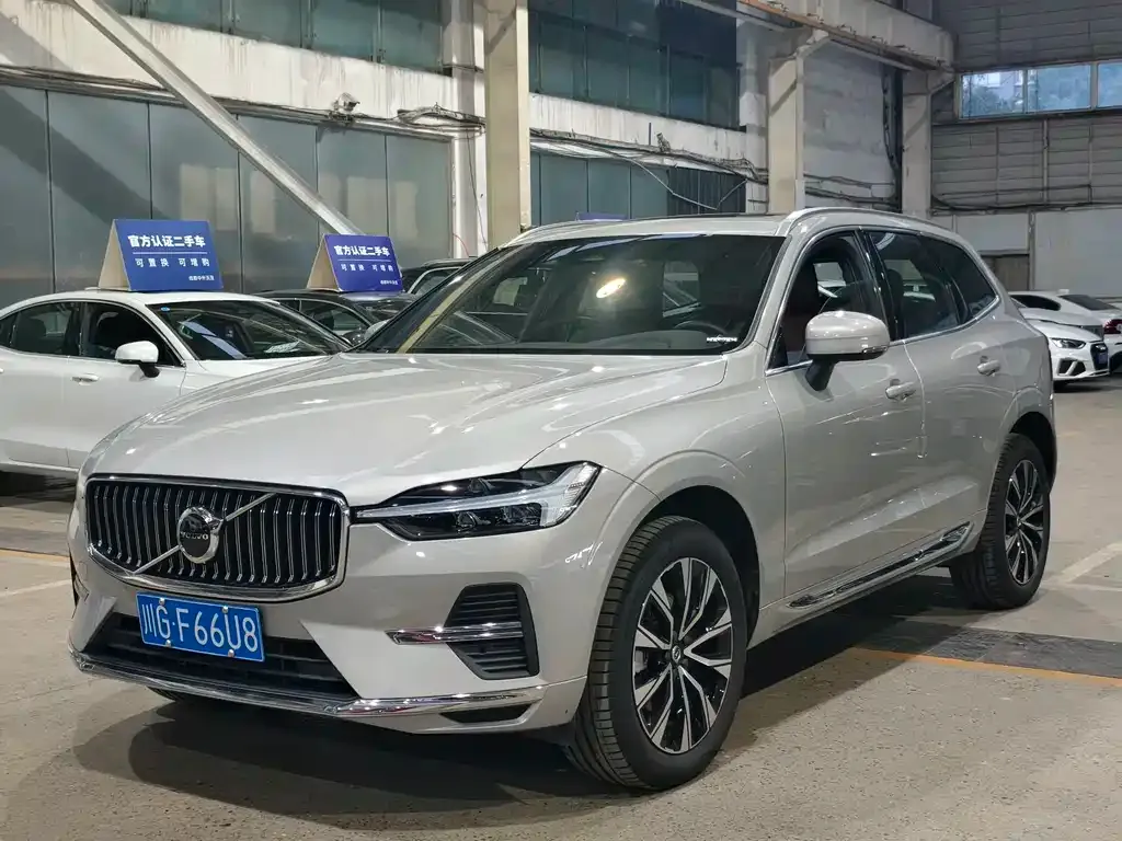Volvo XC60 2025 из CN, фото 1