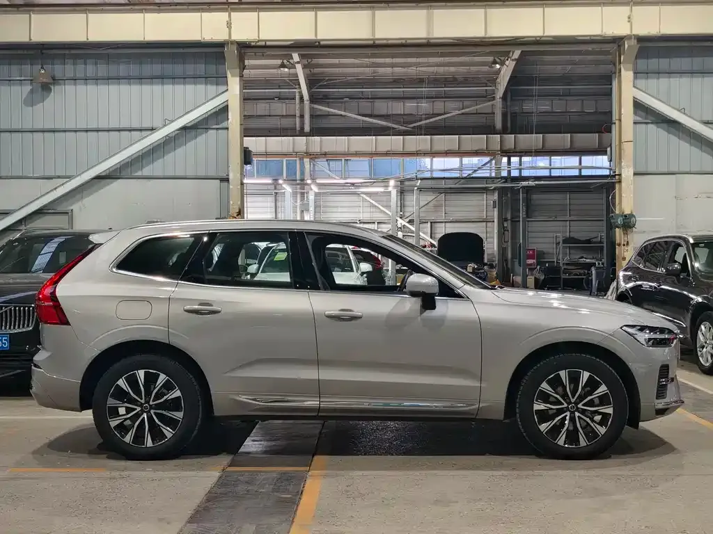 Volvo XC60 2025 из CN, фото 4