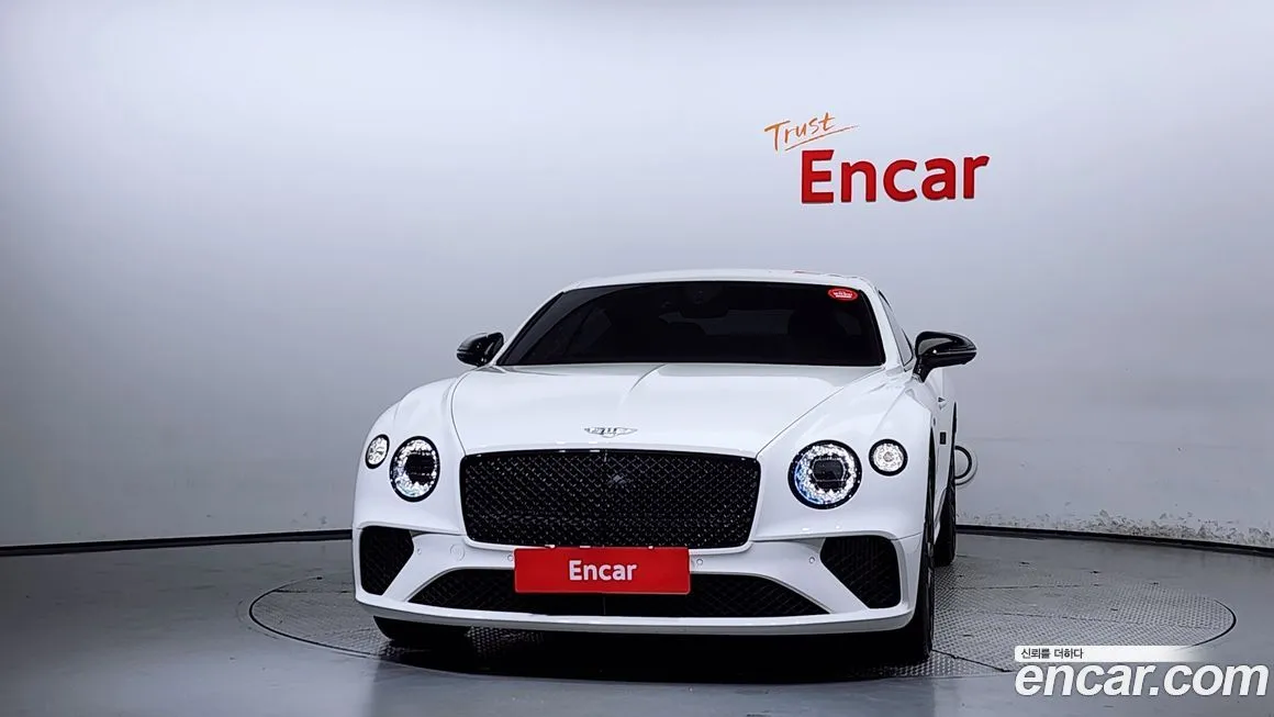 Bentley Continental 2023 из KR, фото 3