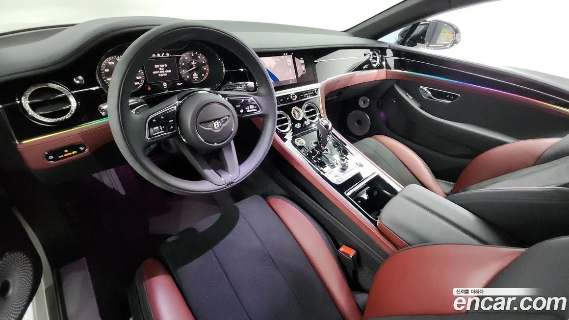 Bentley Continental 2023 из KR, фото 7