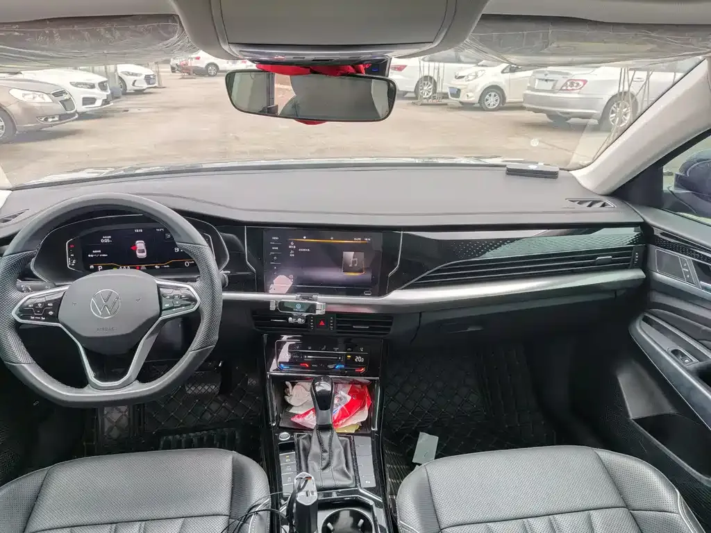 Volkswagen Passat 2024 из CN, фото 7