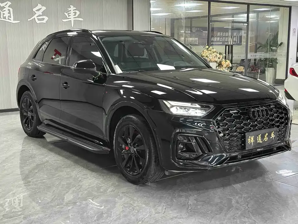 Audi Q5L — фото 2