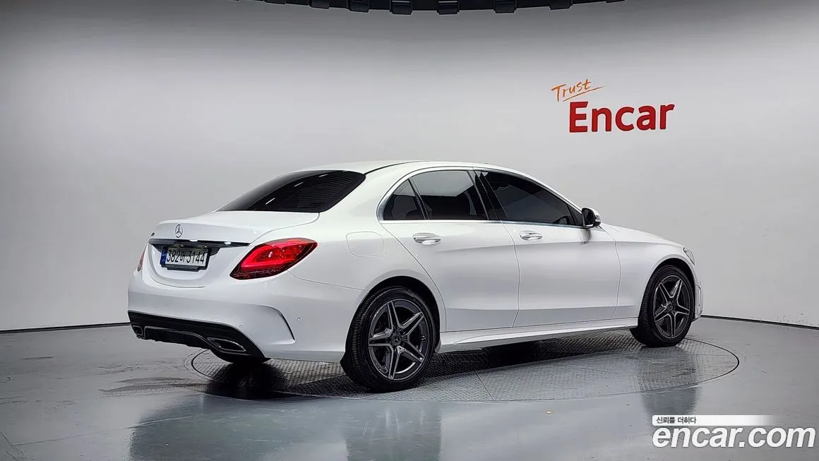 Mercedes-Benz C-Class 2021 из KR, фото 2