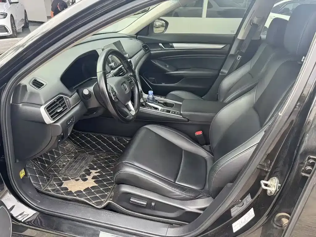 Honda Accord 2021 из CN, фото 2