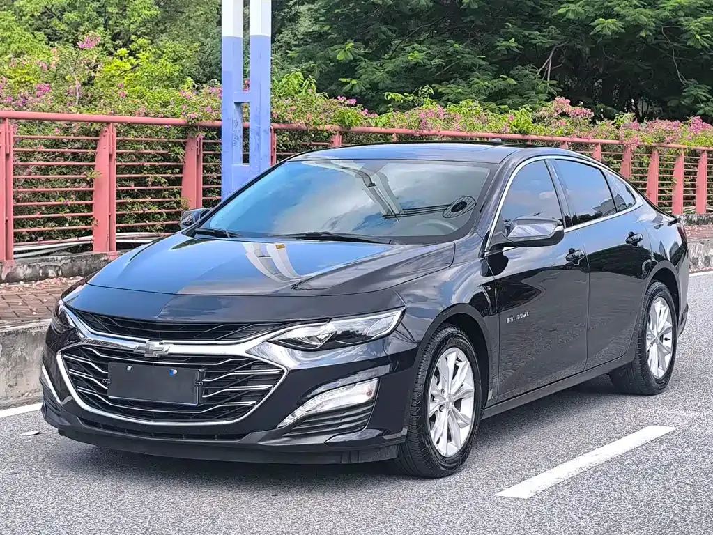 Chevrolet Malibu XL — фото 1