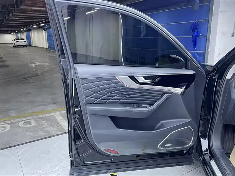 Hongqi HS5 2023 из CN, фото 7