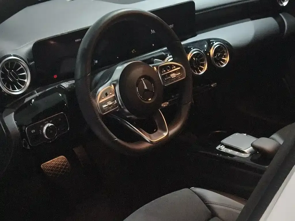 Mercedes-Benz A-Class 2022 из CN, фото 3