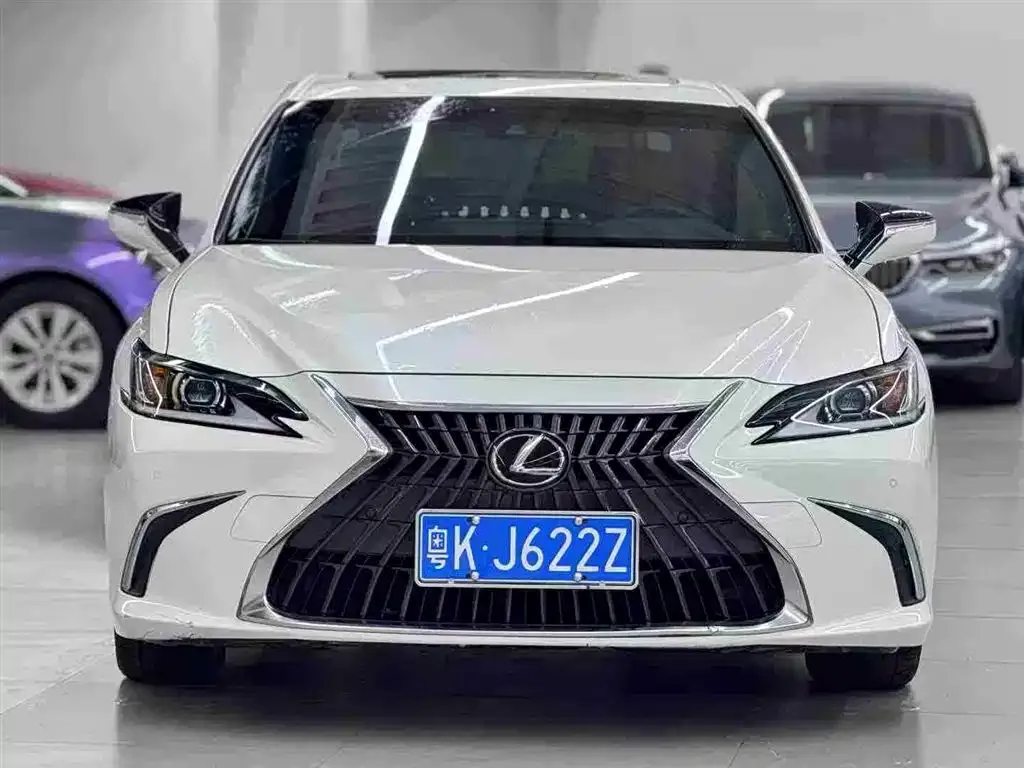 Lexus ES 2022 из CN, фото 2