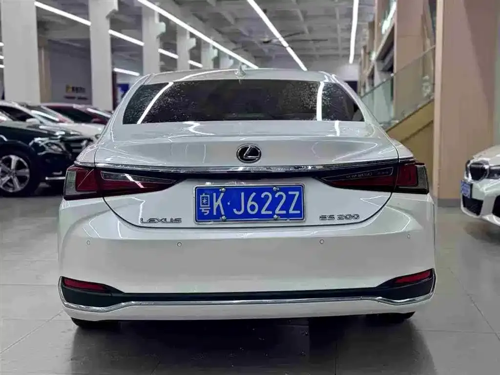 Lexus ES 2022 из CN, фото 9