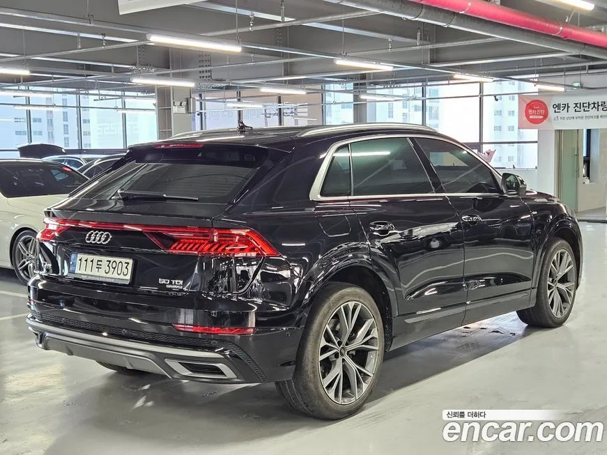 Audi Q8 2021 из KR, фото 5