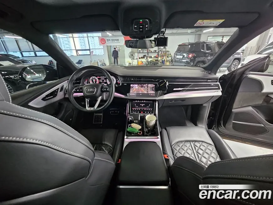 Audi Q8 2021 из KR, фото 8