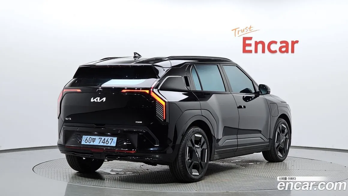 Kia EV3 — фото 2