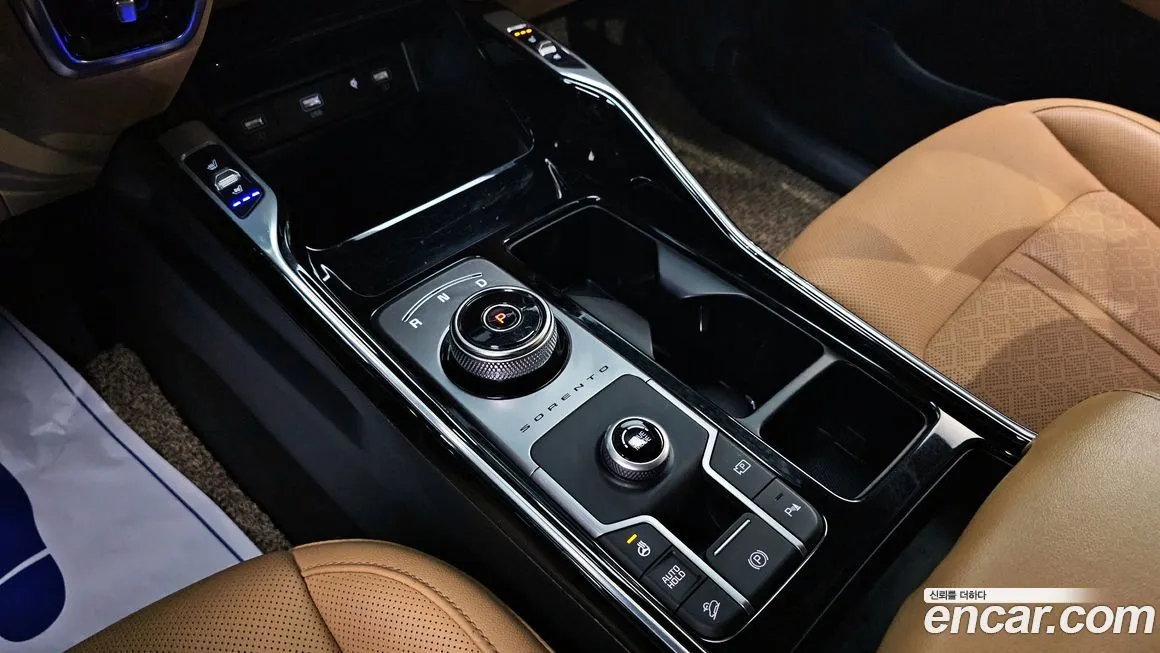 Kia Sorento — фото 9