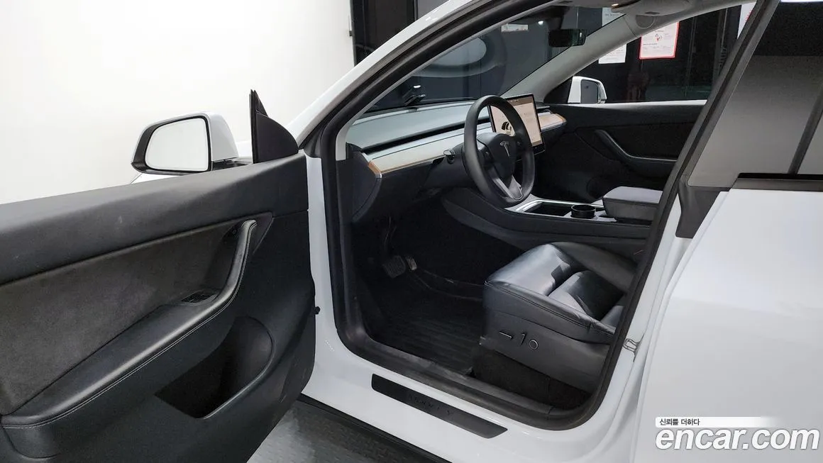 Tesla Model Y 2021 из KR, фото 10