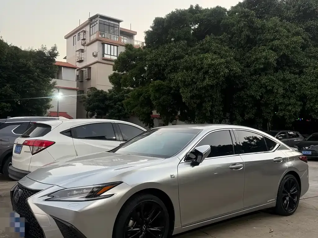 Lexus ES 2021 из CN, фото 1