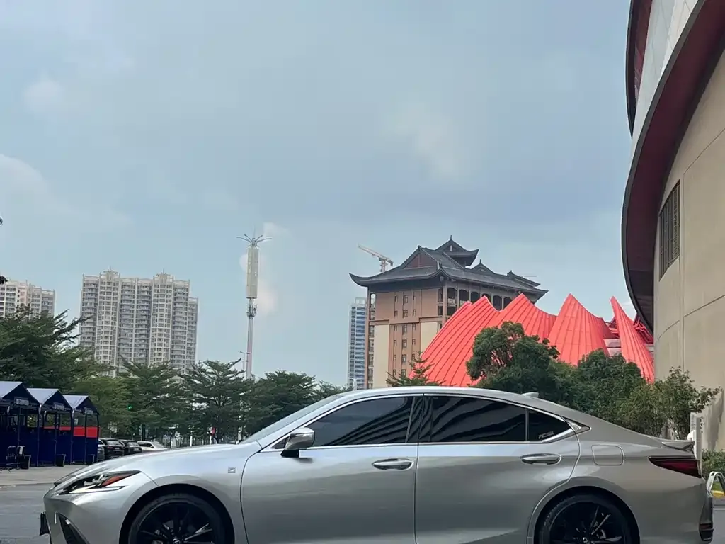 Lexus ES 2021 из CN, фото 2