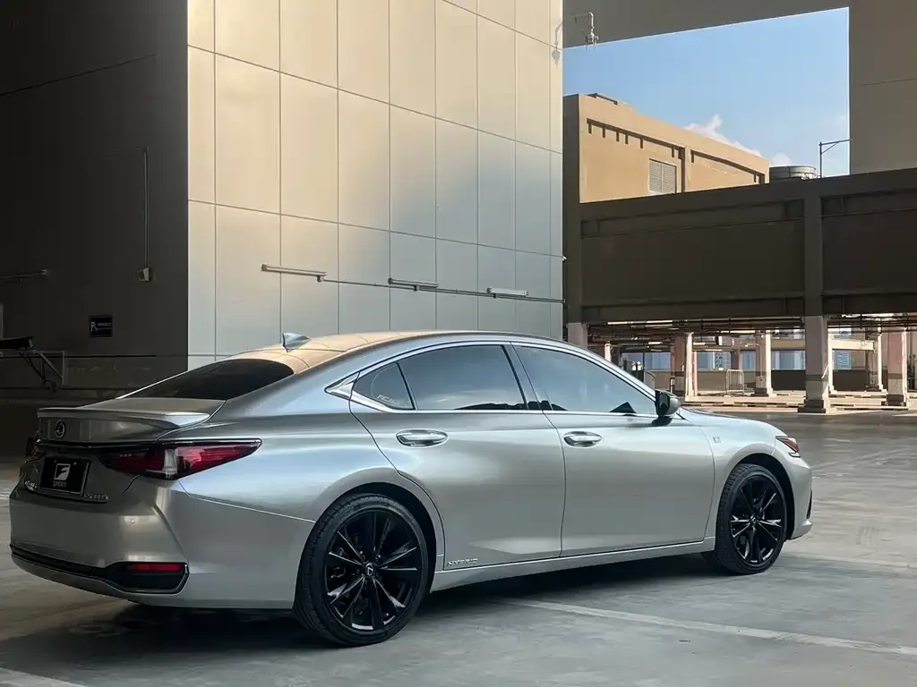Lexus ES 2021 из CN, фото 4