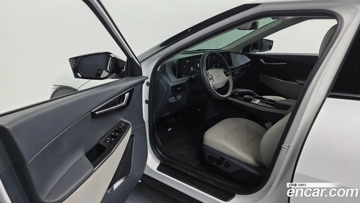 Kia EV6 2022 из KR, фото 10