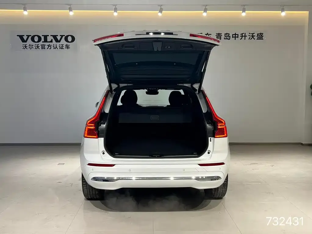 Volvo XC60 2024 из CN, фото 5